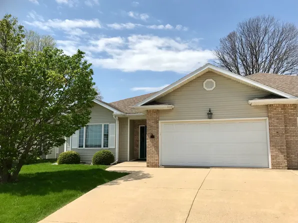 940 Sunshine Dr, Princeton, IL 61356