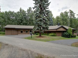 7633 Wandering Dr, Anchorage, AK 99502