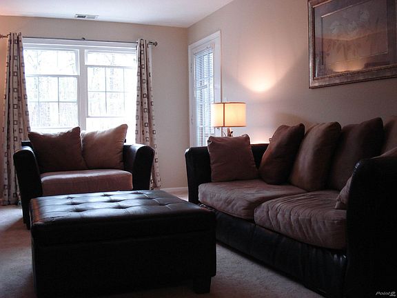 705 Meadow Court 010