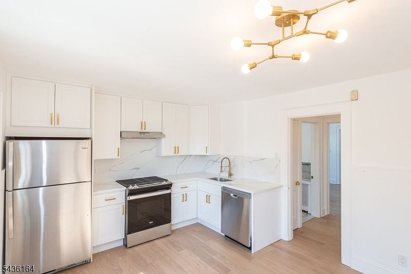 1st image of 88 Hughes St #2