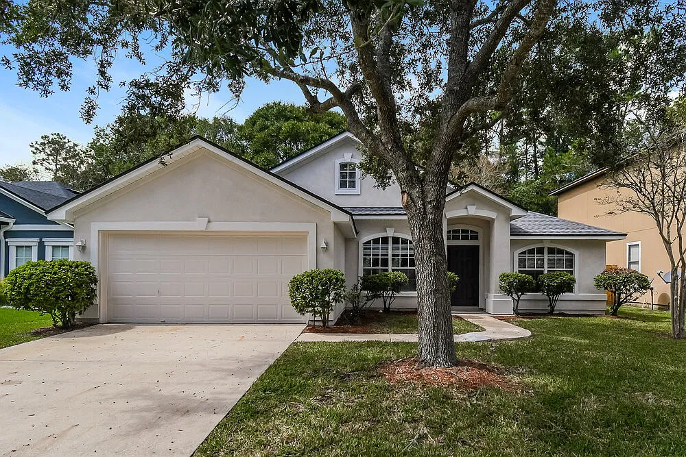 3 bed, 2.0 bath, 1667 sqft, $1,835 — Photo 1