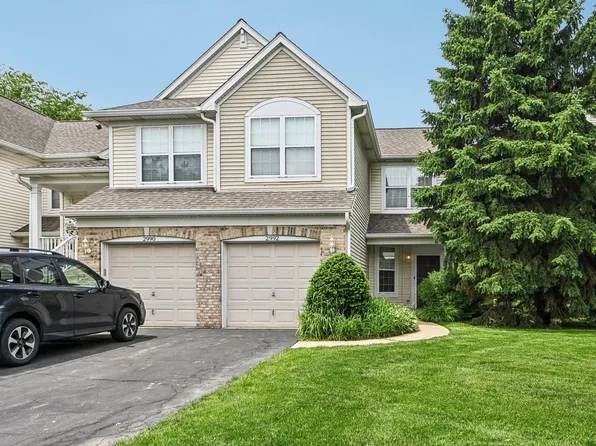 2992 Waters Edge Cir, Aurora, IL 60504
