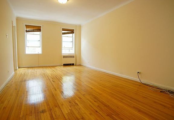 3rd image of 2566 Ocean Ave APT E3