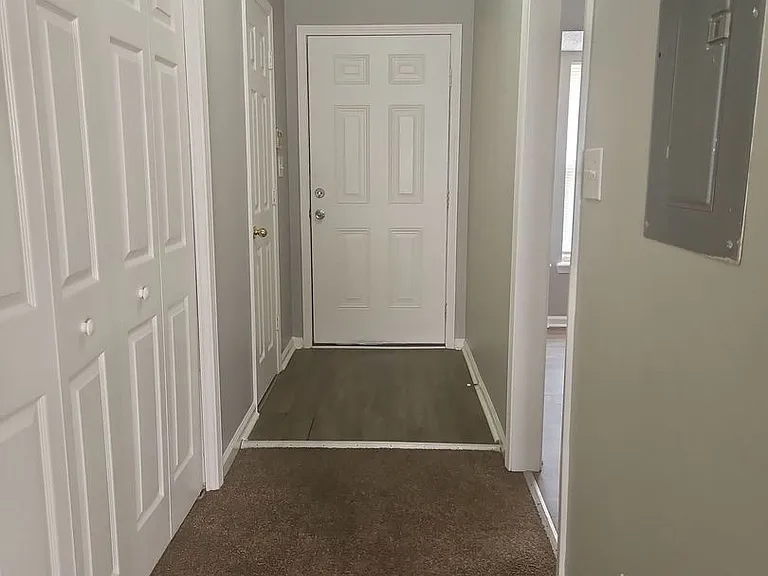 2048 Tynewood Dr — Photo 3