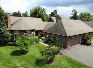 18 Shibah Way, Bloomfield, CT 06002