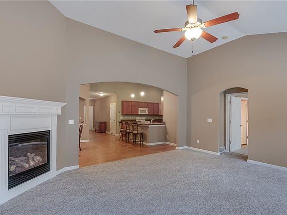 3rd image of 7009 Easton Way W #15