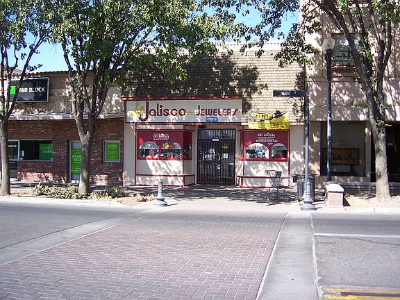 2nd image of 145 N Main St