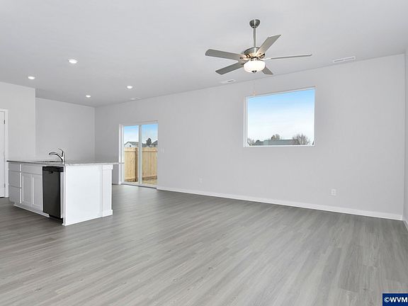 5th image of 1333 Owl Ave