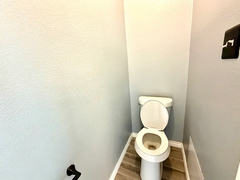 7204 Crane Dr — Photo 33