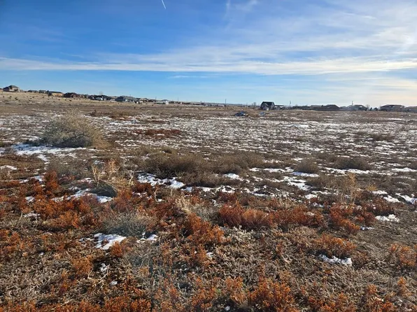 1312 E Red Fox Ct, Pueblo, CO 81007
