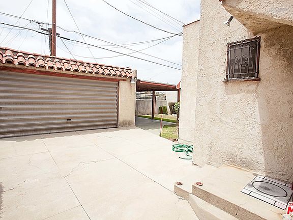 5th image of 8021 S Mariposa Ave