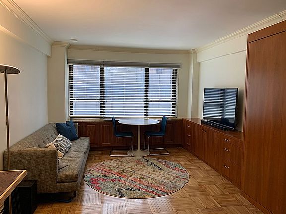 2nd image of 210 E 47th St APT 5E