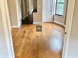 308 E 8th St APT 3B, New York, NY 10009
