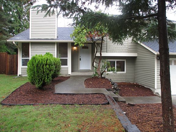 4th image of 72 NE Buckeye Ln