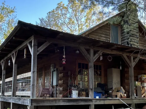 615 Turkey Creek Rd, Tellico Plains, TN 37385