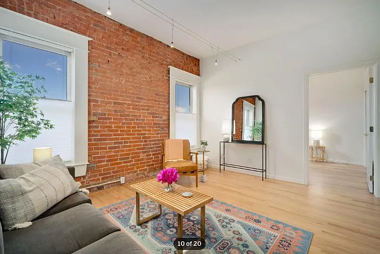1425 N Washington St #202 — Photo 3