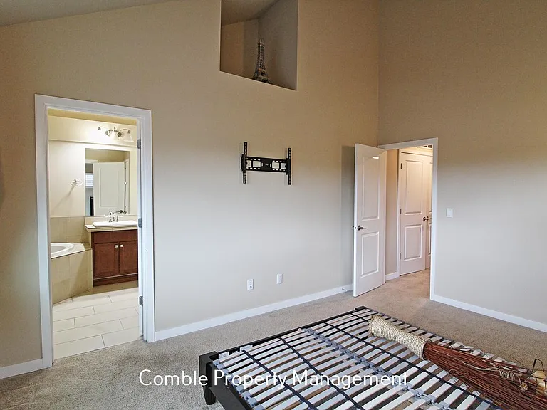 8414 167th Ave NE — Photo 6