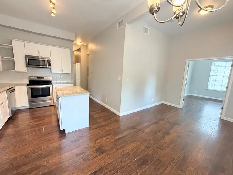 228 Lotus St #101 — Photo 8