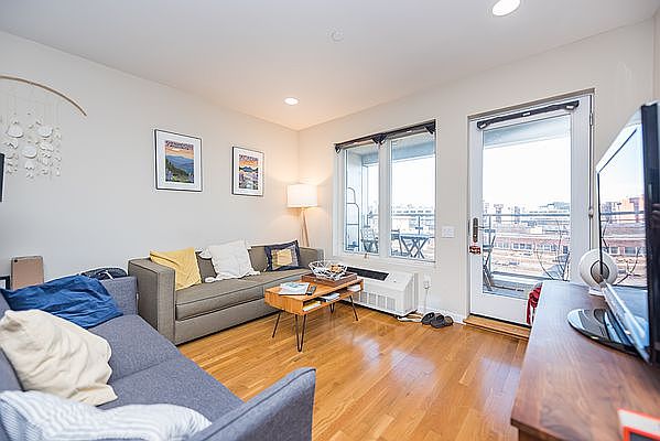 1st image of 3734 29th St APT 5C
