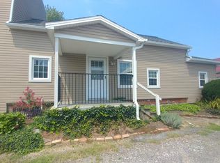 153 Chestnut St, Lititz, PA 17543