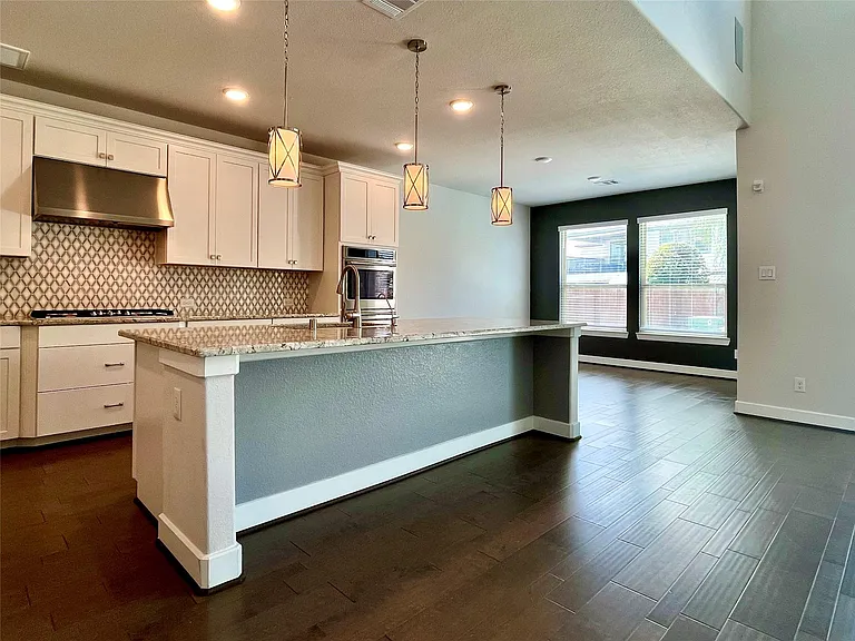 23707 Montclair Forest Trl — Photo 12