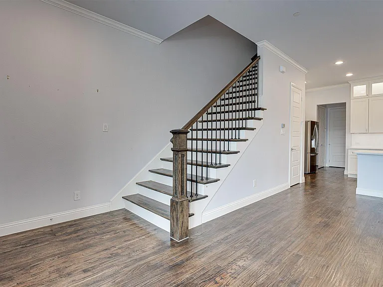 8447 Jacobs St — Photo 12