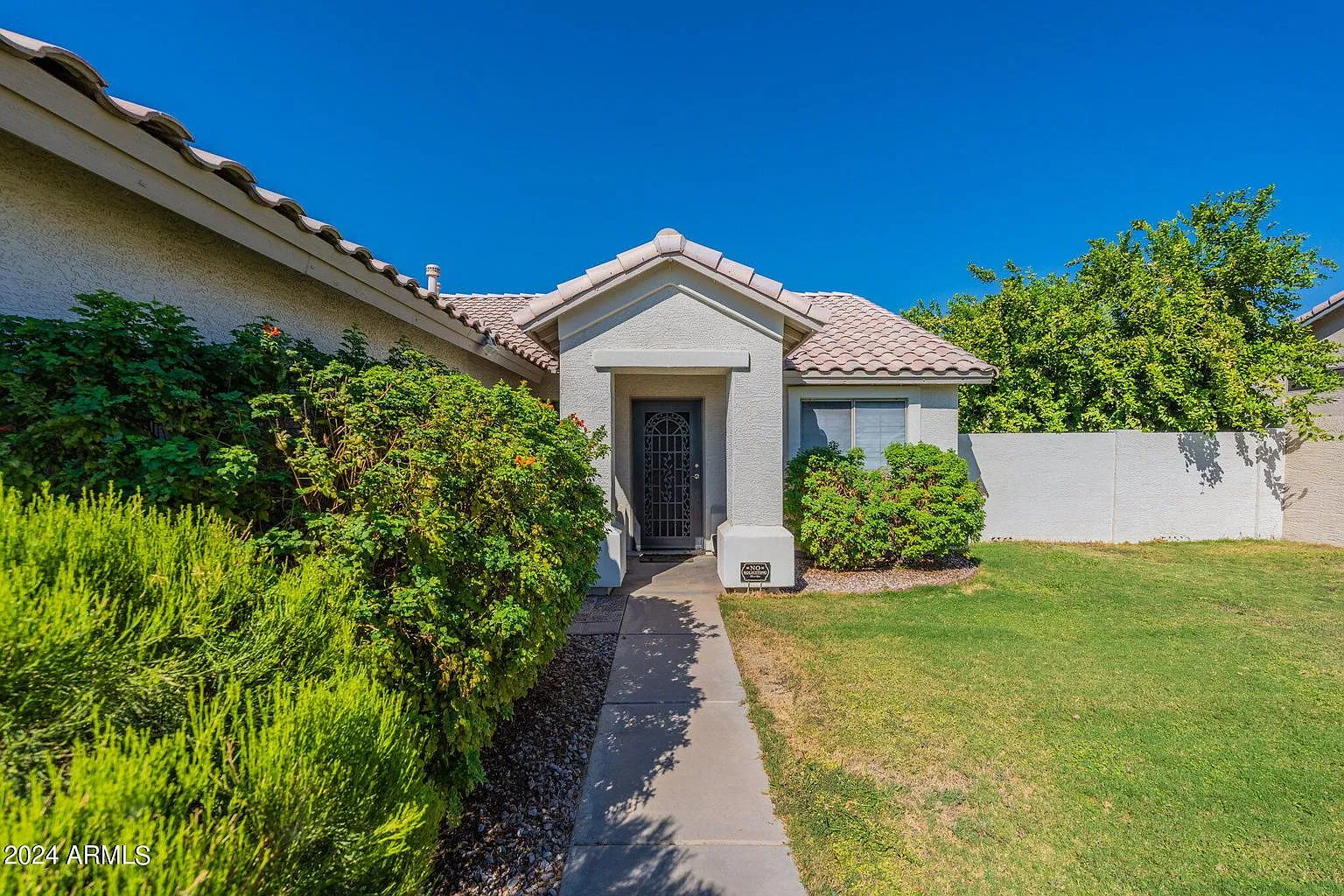 3 bed, 1636 sqft, $2,950 — Photo 4