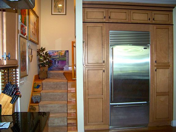 stairs leading to 2nd floor