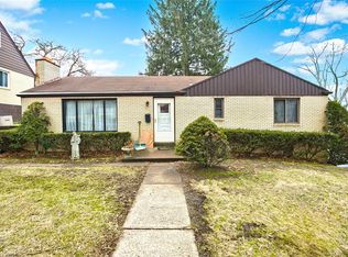 502 Hulton Rd, Oakmont, PA