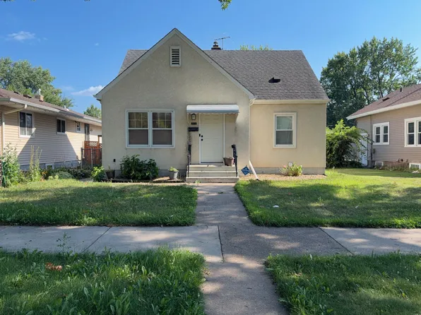 1874 Hawthorne Ave E, Saint Paul, MN 55119