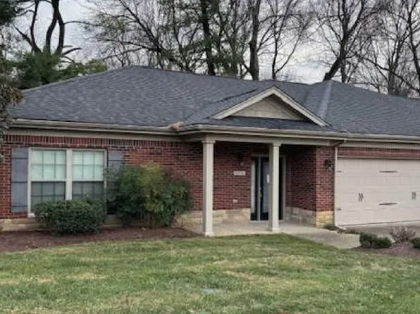 6436 Clover Trace Cir, Louisville, KY 40216