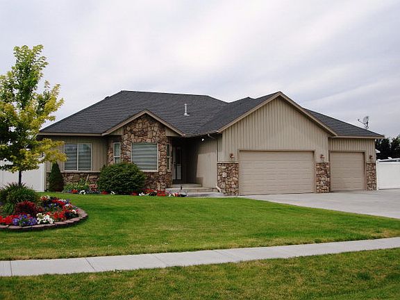 3rd image of 2534 S Stafford Dr