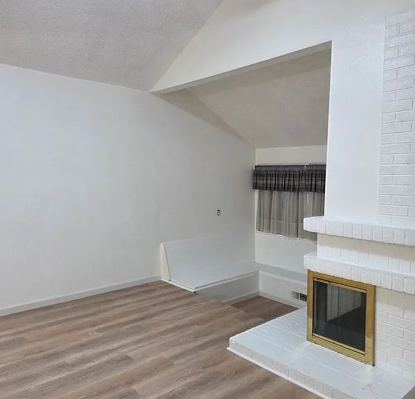 10722 W Berry Ave — Photo 16