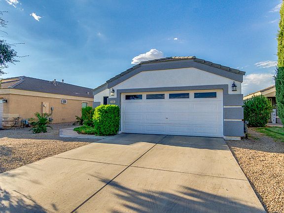 3rd image of 1286 E Bradstock Way