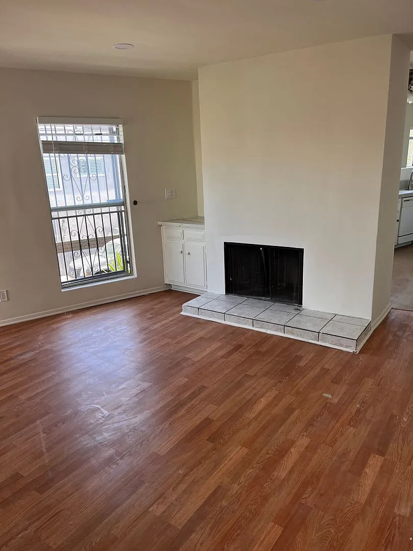 119 Driftwood St. — Photo 2
