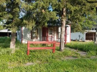 209 S 11th St, Herington, KS 67449