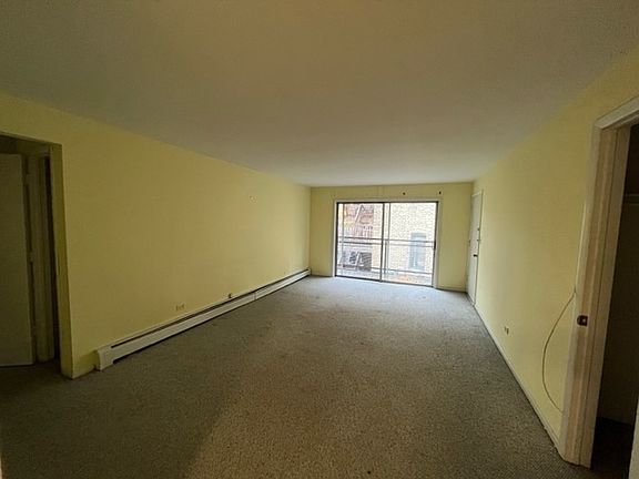 4th image of 1311 W Lunt Ave #303