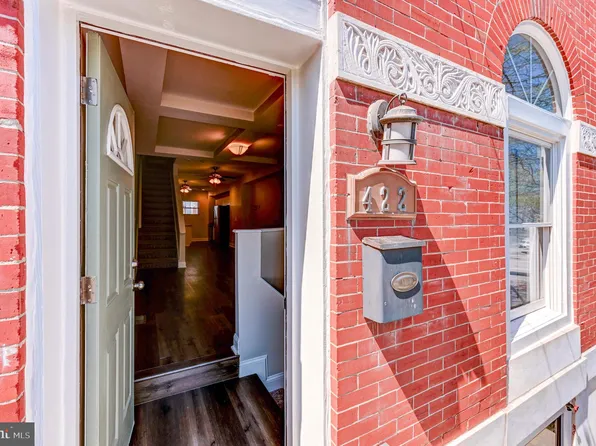 422 N Luzerne Ave, Baltimore, MD 21224