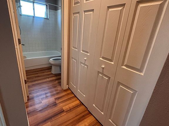 5th image of 3216 S Grand Ave APT 7