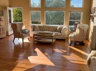 5700 Crestwood Dr, Mason, OH 45040