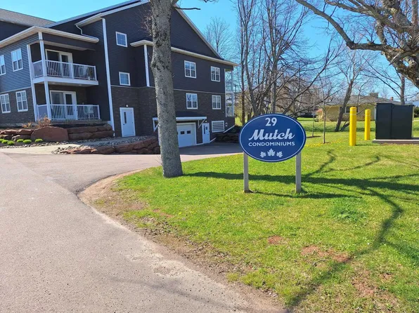 29 Stratford Rd, Stratford, PE C1B 1T4