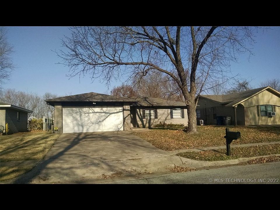 1st image of 16211 E 1st St