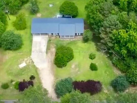 2nd image of 7310 Dogtown Rd