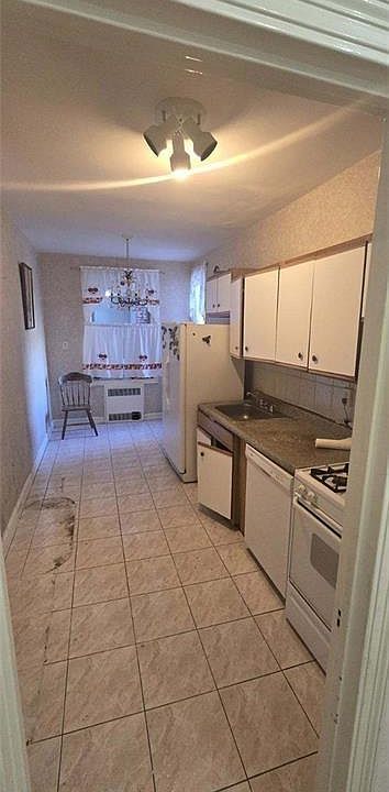 2nd image of 602 Avenue T APT 4A