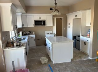 40029 Willowbend Dr, Murrieta, CA 92563