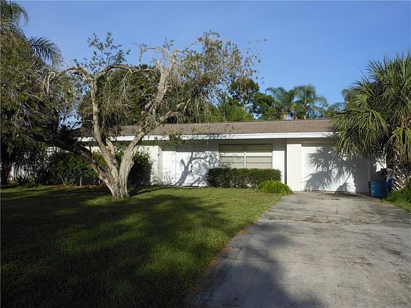 2nd image of 821 26th Ave