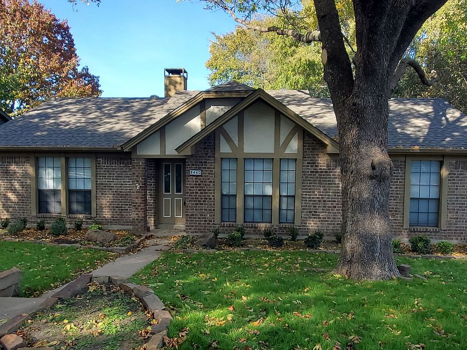 1st image of 8440 Willow Creek Dr