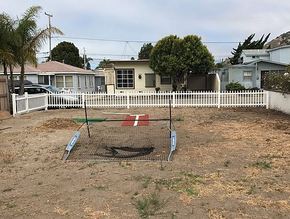 5th image of 207 Santa Fe Ave