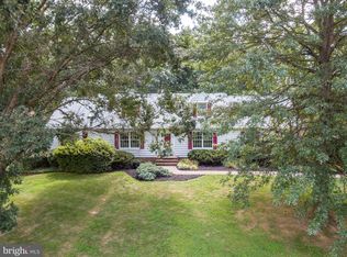 3421 Nottingham Rd, Westminster, MD 21157