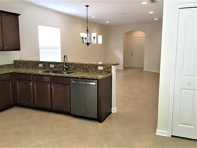 207 Buck Run Way — Photo 3